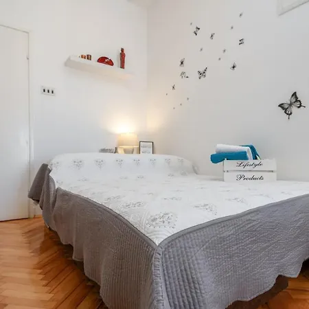 Pe-ma Apartment *